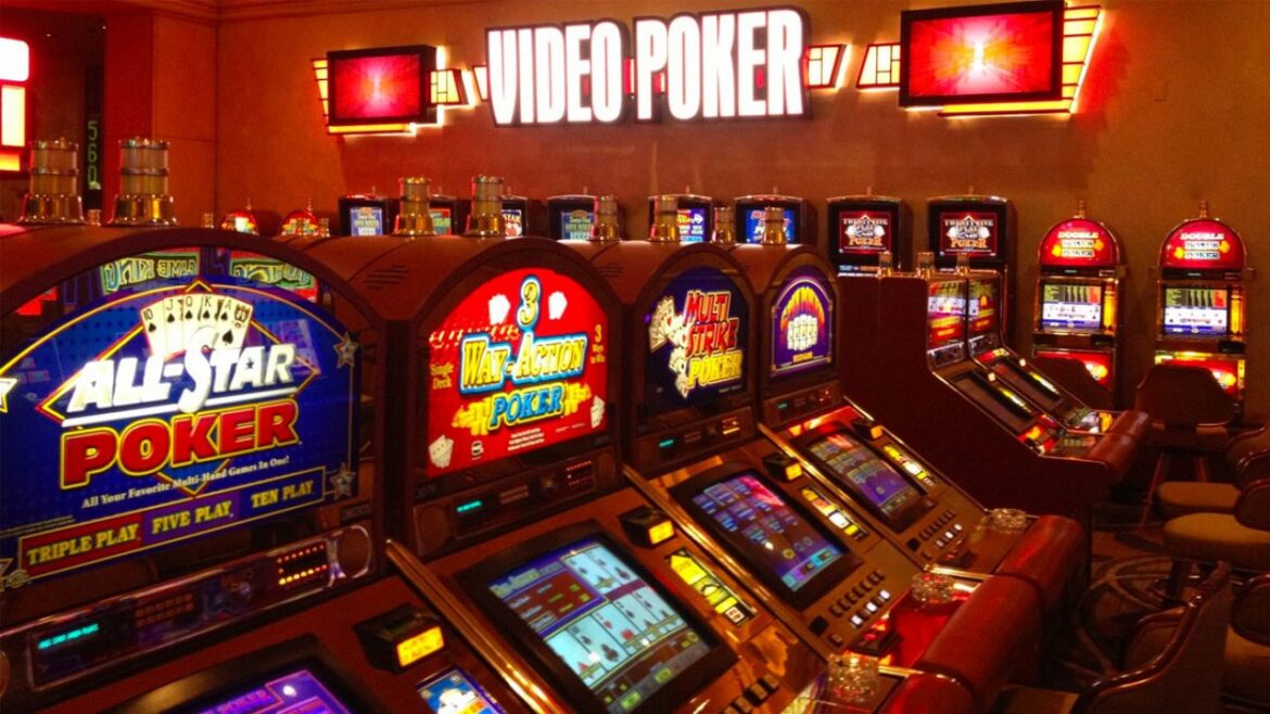How to play video poker games at Casinos?