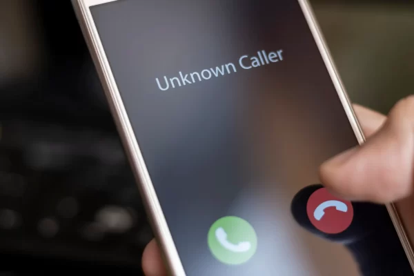 Unknown Calls in the UK: A Guide to the 0800 Area Code