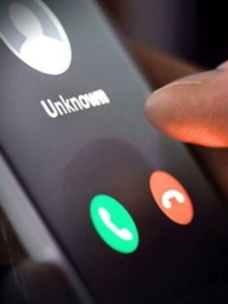 0350460165: Unveiling the Mystery Behind Unknown Calls in Italy”